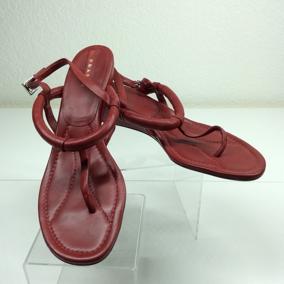 PRADA RED LEATHER WEDGE SANDALS - Picture 2 of 14